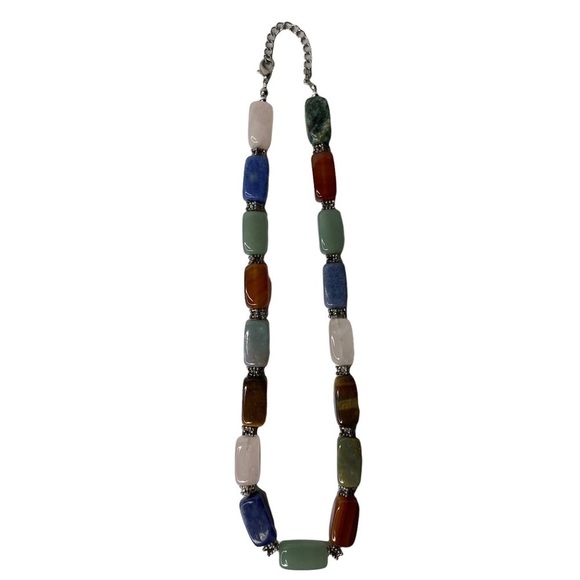 Single Strand Multicolored Stone Necklace. - Picture 3 of 4